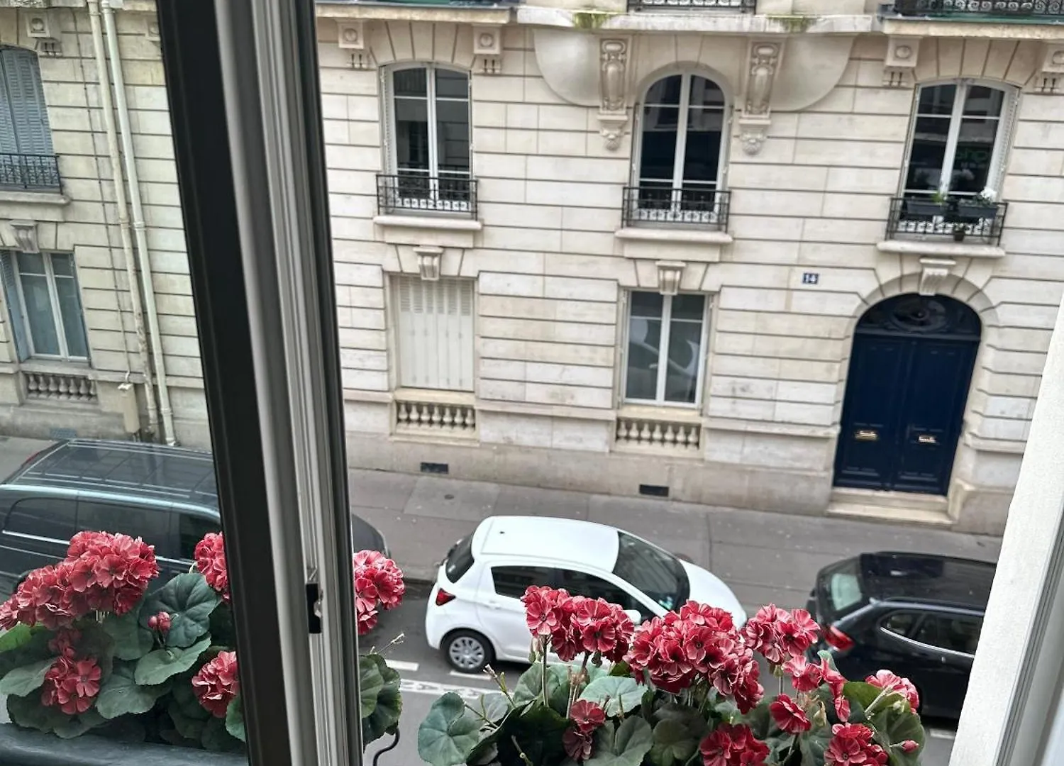 Bel Nation Daire Paris
